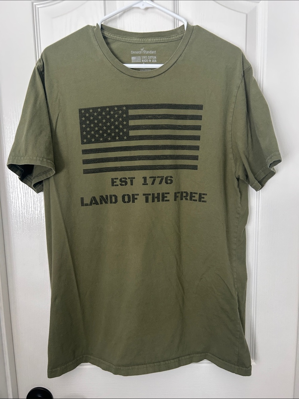 General standard Army Green American flag est 1776, t-shirt 100%cotton size L